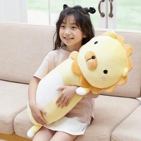 しまむら ライオン抱き枕 - メルカリ