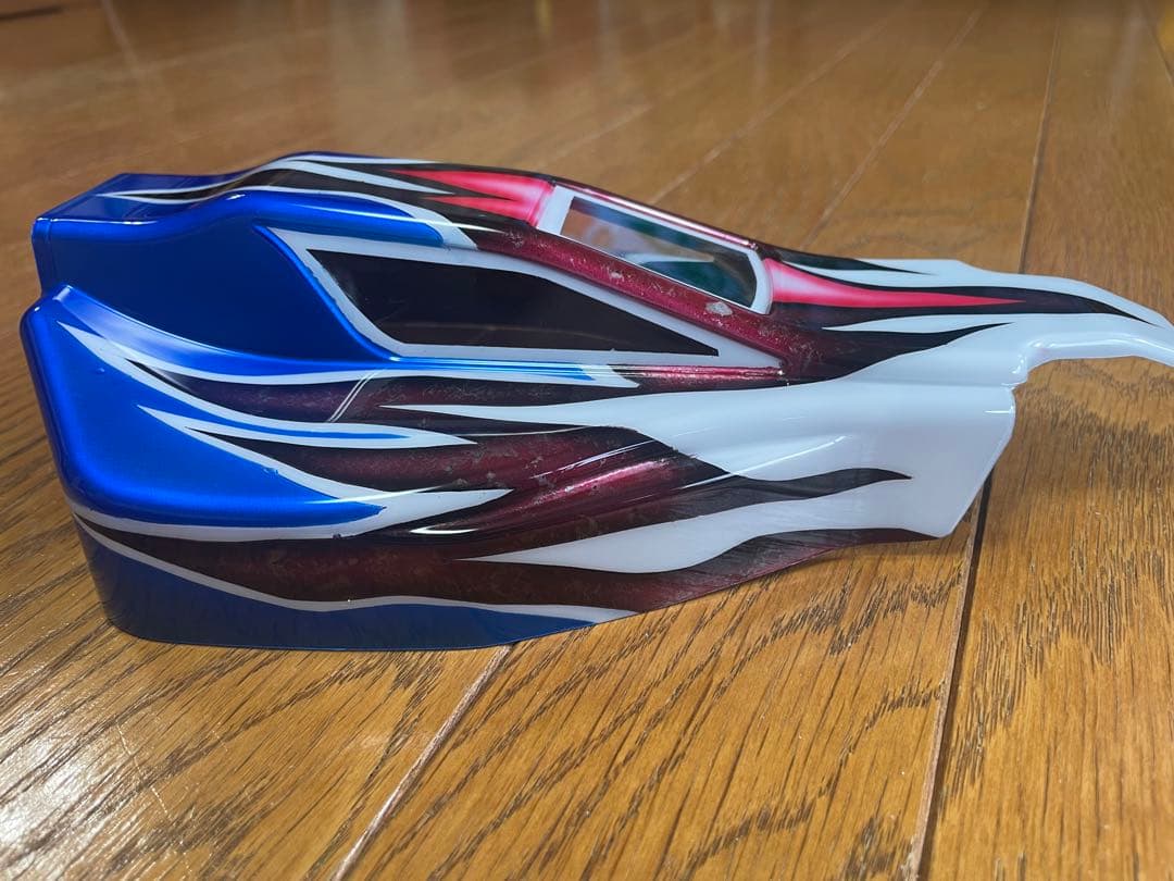 DT 02 サンドバイパー　タミヤ新品塗装済ボディ 白赤青