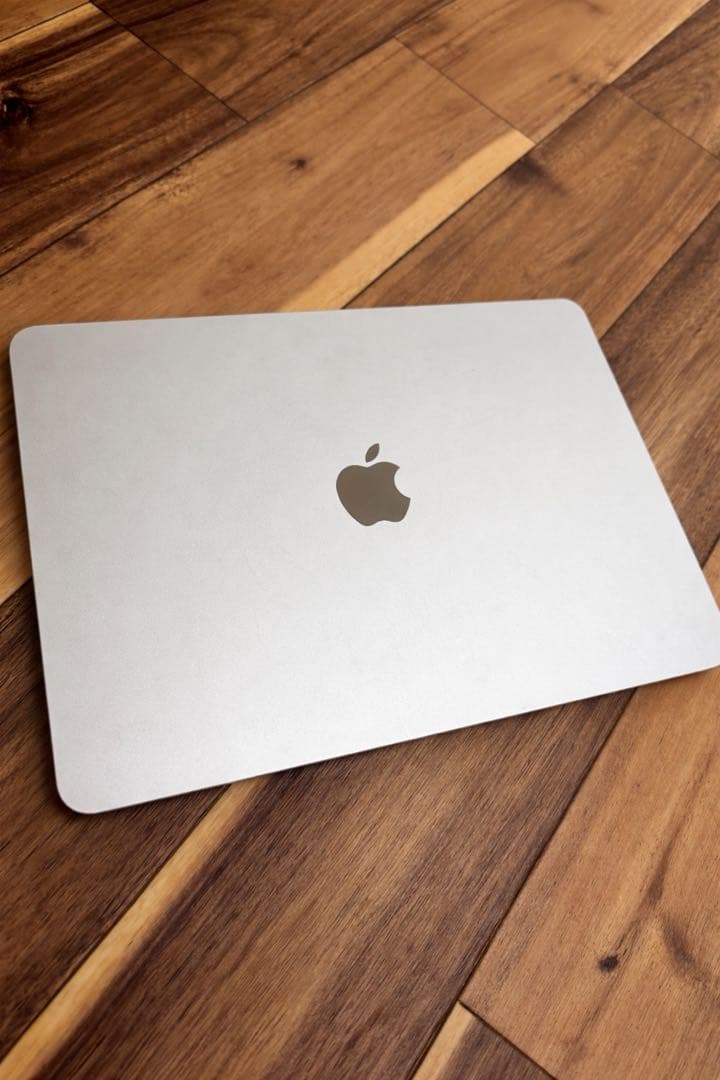 【限定出品】MacBook Air M4 2025年モデル　M4チップ　16GB Amazon.com: Apple 2025 MacBook Air with Apple M4 Chip 13-inch
