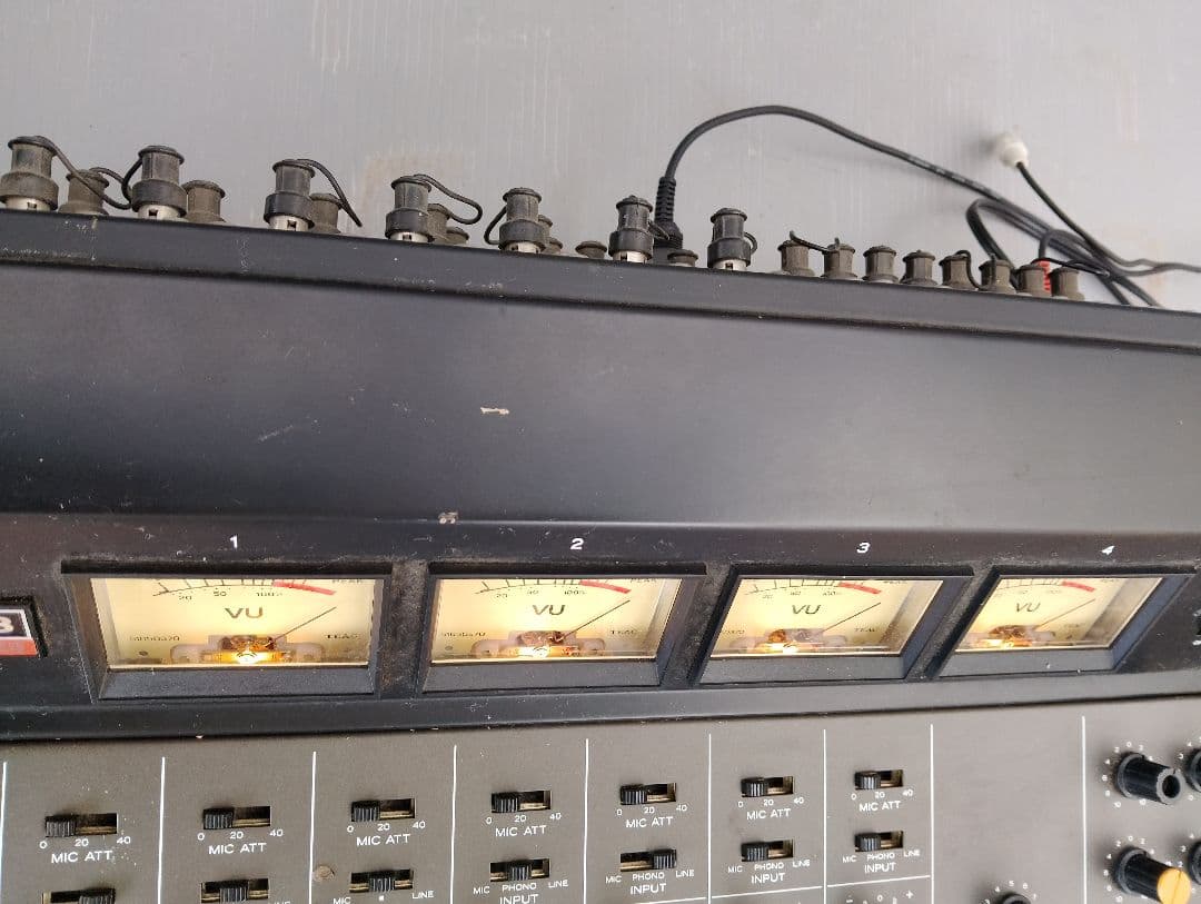 TEAC TASCAM 8chオーディオミキサー MODEL 3(あ97) - メルカリ