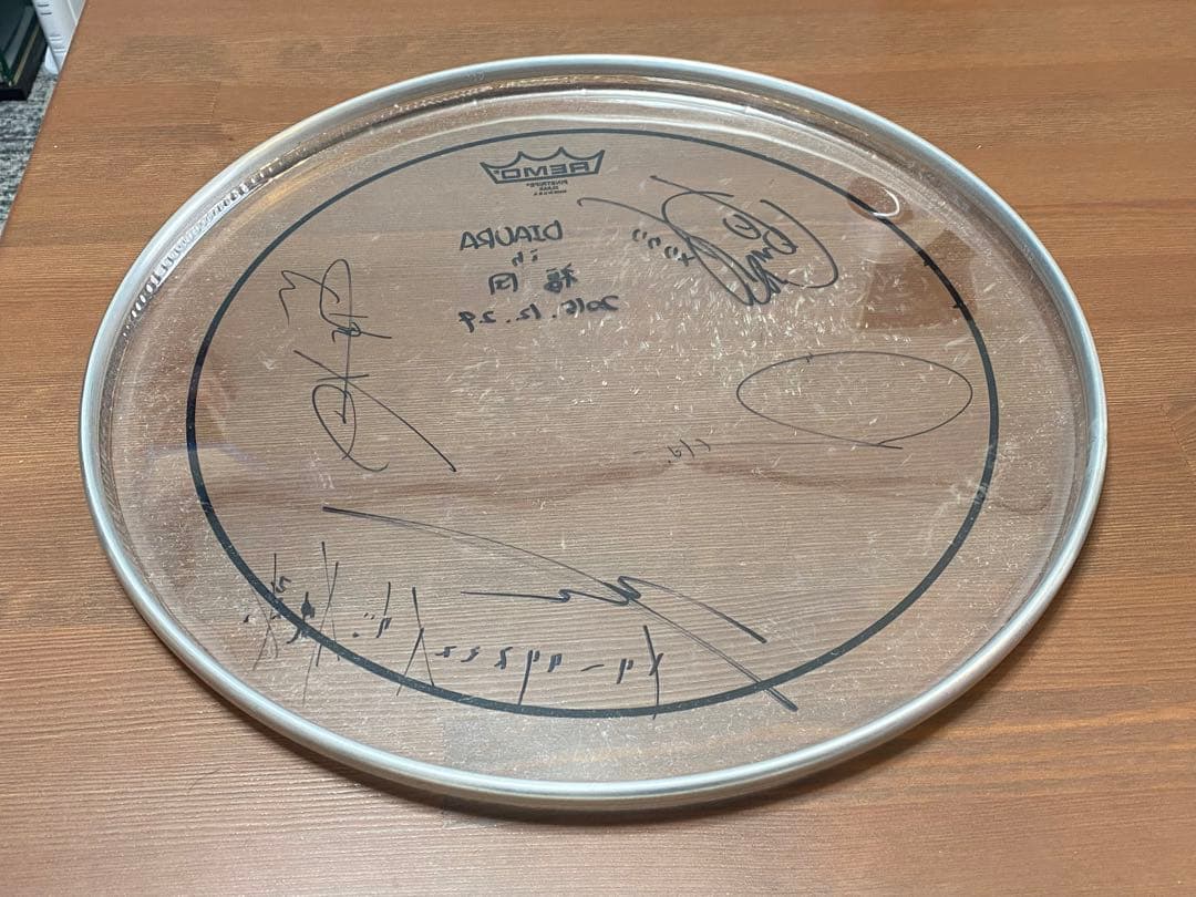 DIAURA サイン入りドラムヘッド