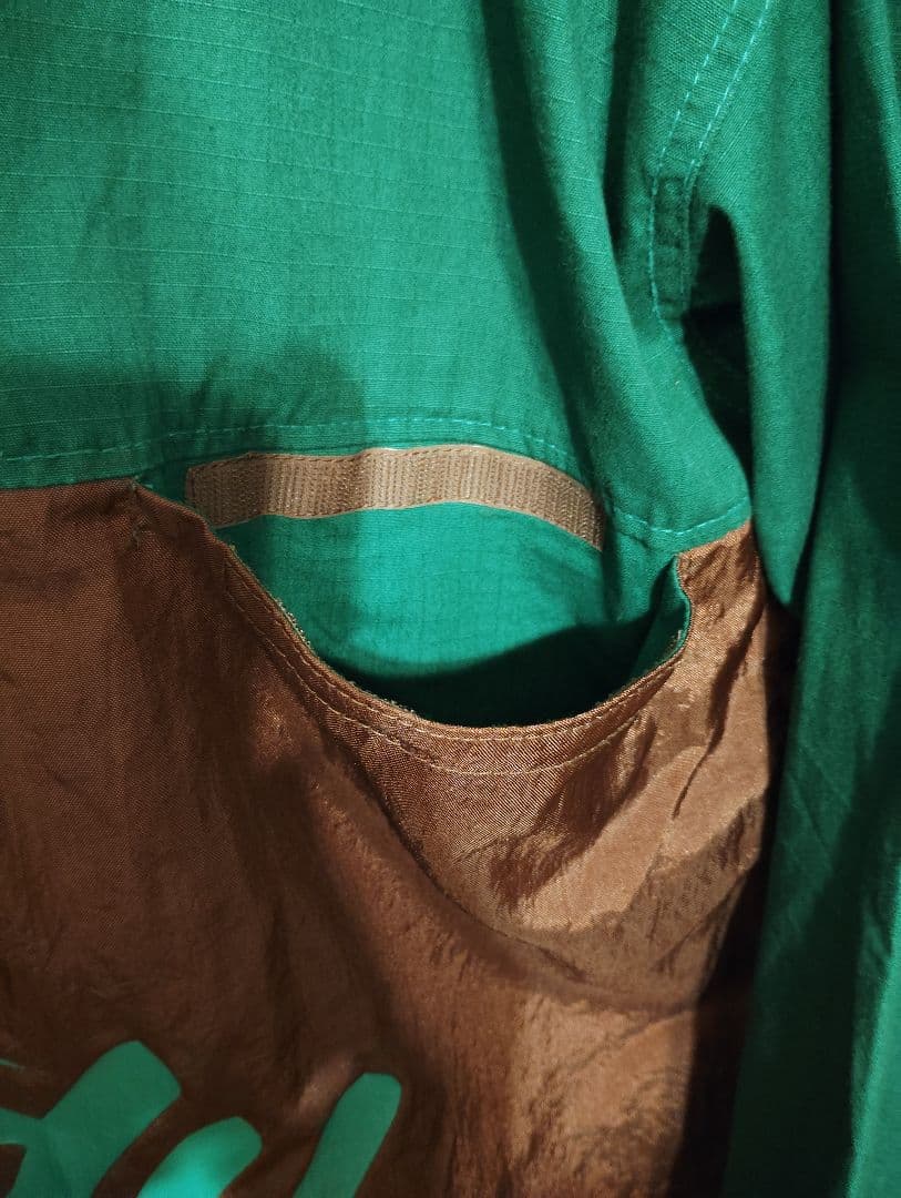 希少ビンテージ】読売ヴェルディ ウィンドブレーカー 当時物Jリーグ