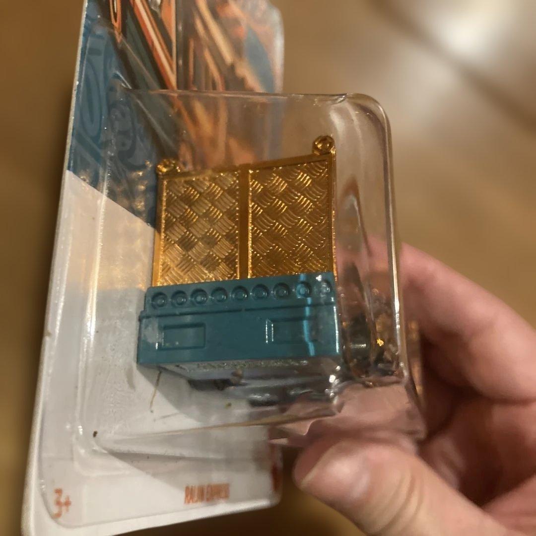 ホットウィール パールクローム ライジン エクスプレス チェイス　レア　限定