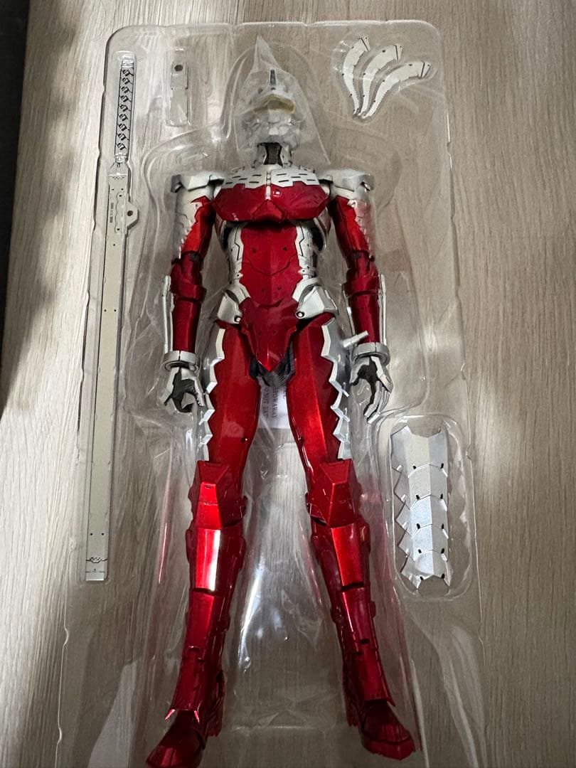 threezero セブンスーツ