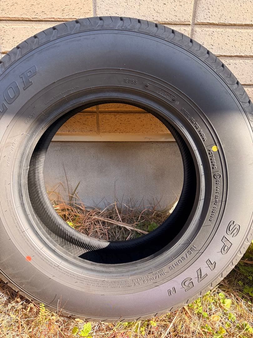 ハイエース　新車外し　195/80/R15 107/105S LT 4本セット