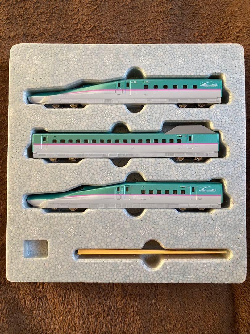 E5系新幹線「はやぶさ」基本セット3両