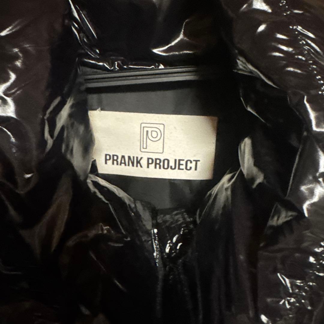 prank project グロッシーオーバーダウンジャケット - メルカリ