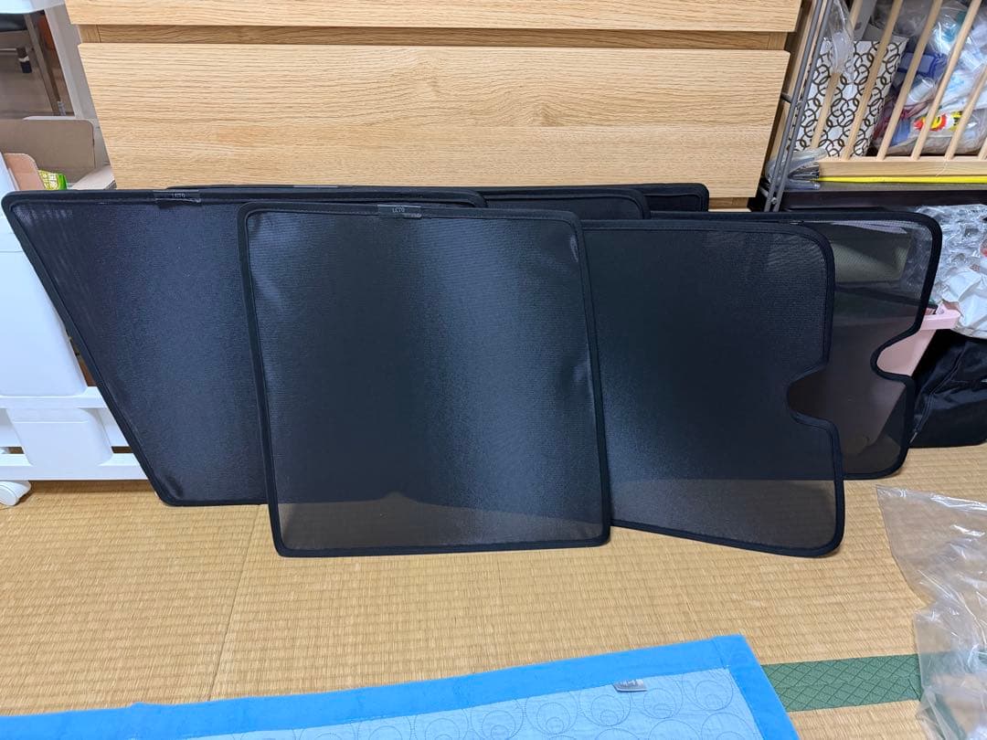 激レア！ランクル70再再販用マグネット式サンシェード8枚セット - メルカリ