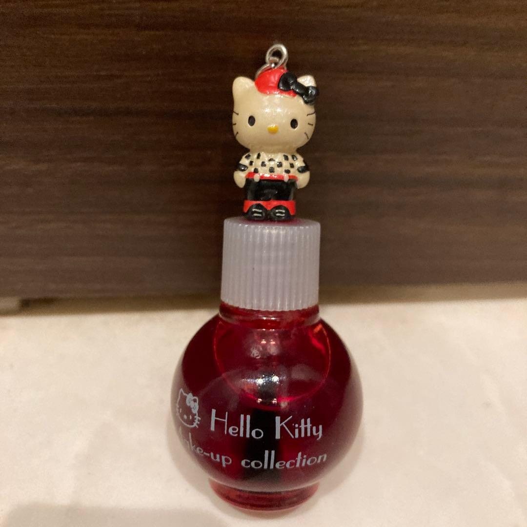 レトロ《2002年 ハローキティ ネイルカラー》当時物コスメ☆マニキュア レッド