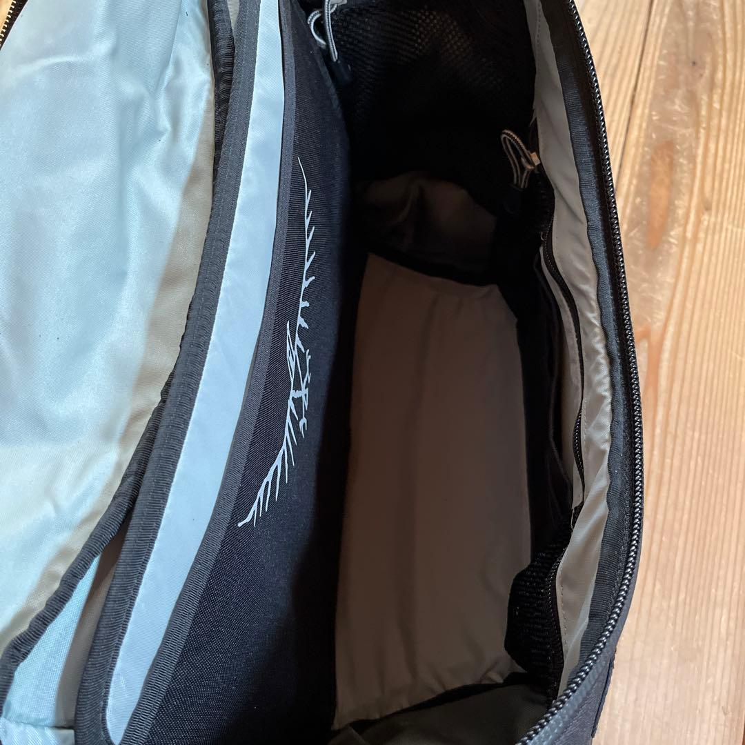 【美品】OSPREY torqueメッセンジャーバッグ ブラック オスプレー