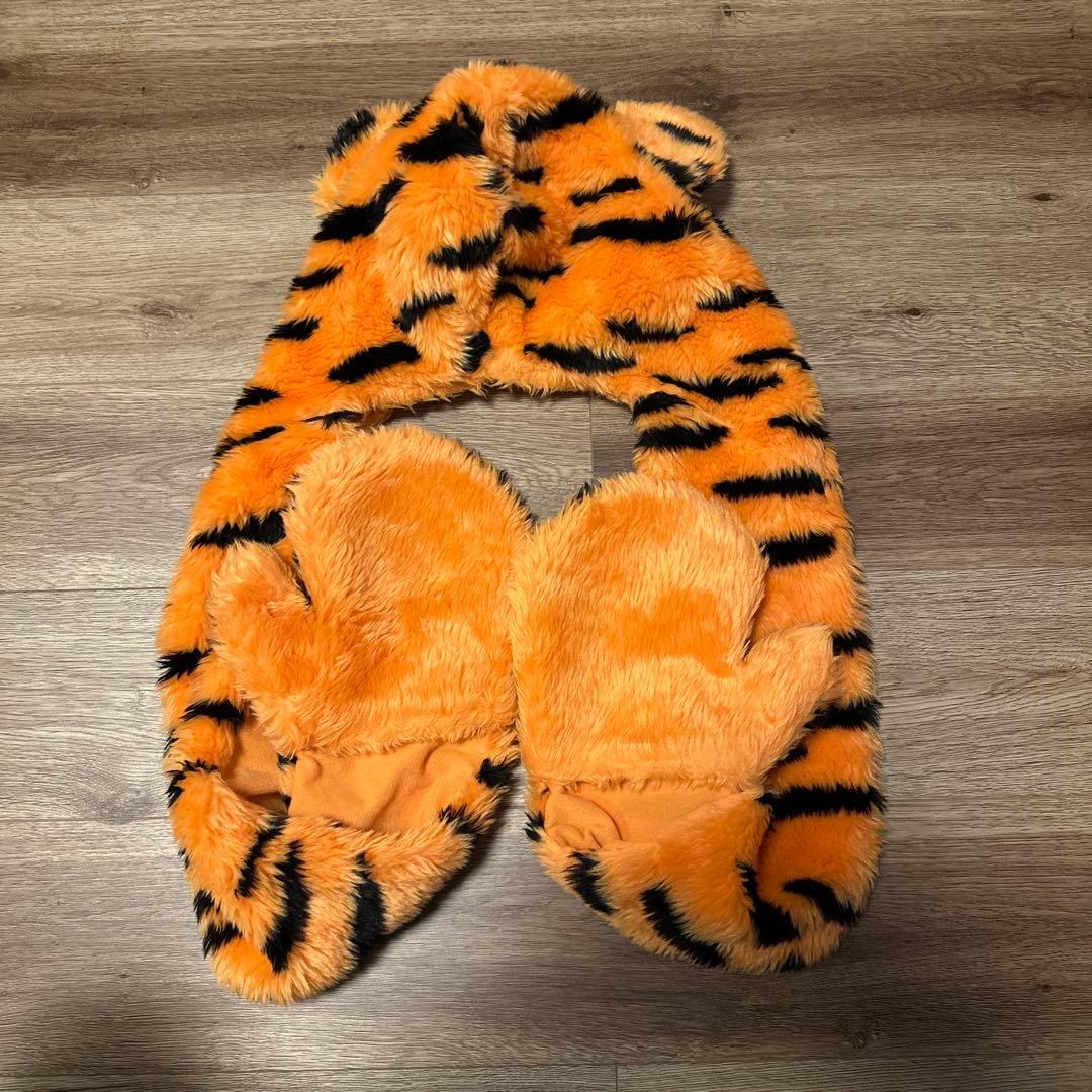 ディズニーティガー マフラーファンキャップ - メルカリ