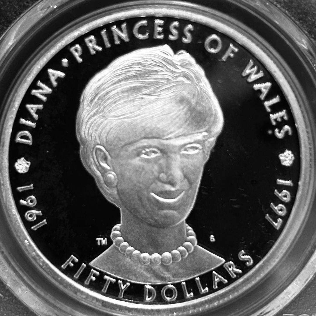 ★レア 世界に4枚 1997 マーシャル諸島 ダイアナ妃 50ドル銀貨 PCGS NGC鑑定PF68UC 1999年 イギリス ダイアナ妃追悼祈念 5ポンド銀貨