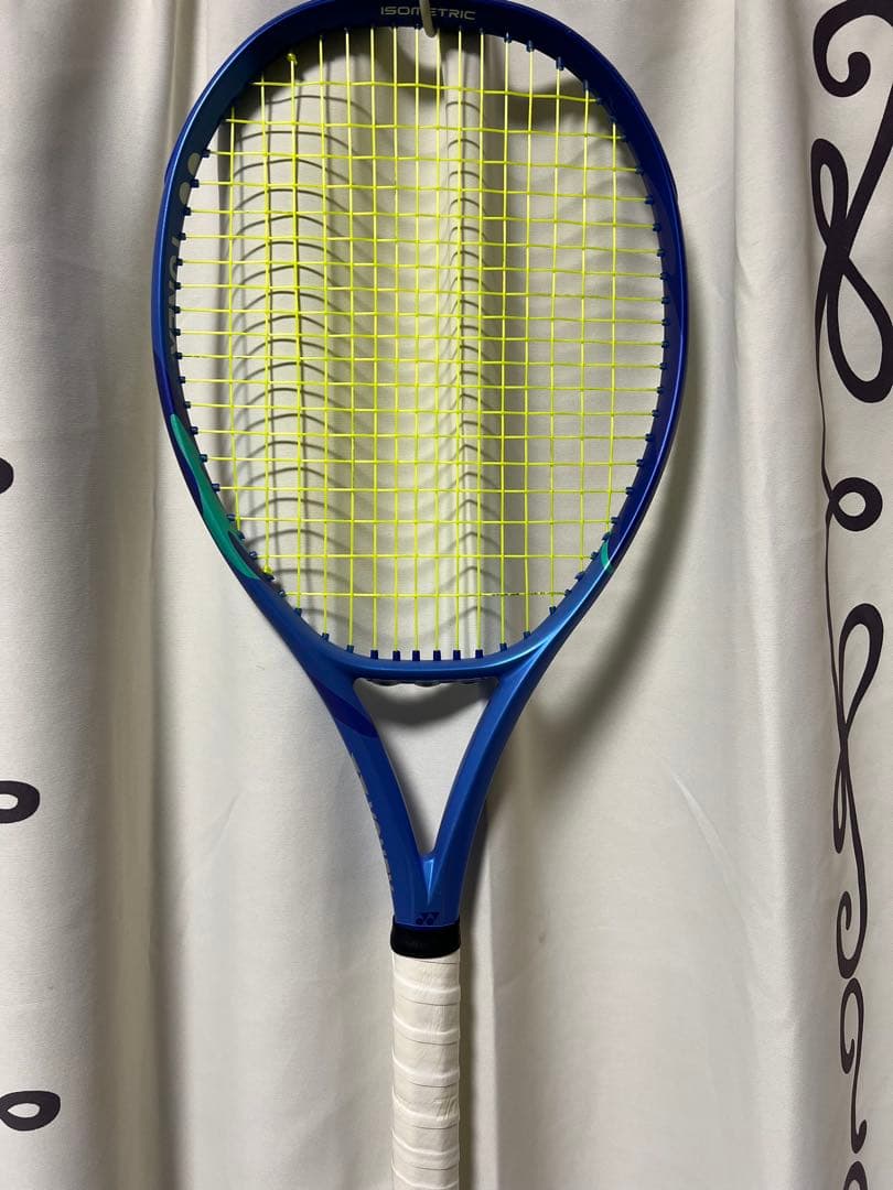 ⭐︎2025年モデル　YONEX EZONE 100L G1⭐︎ インプレ】Yonex EZONE 100 2025年モデル をレビュー！球持ちが凄い
