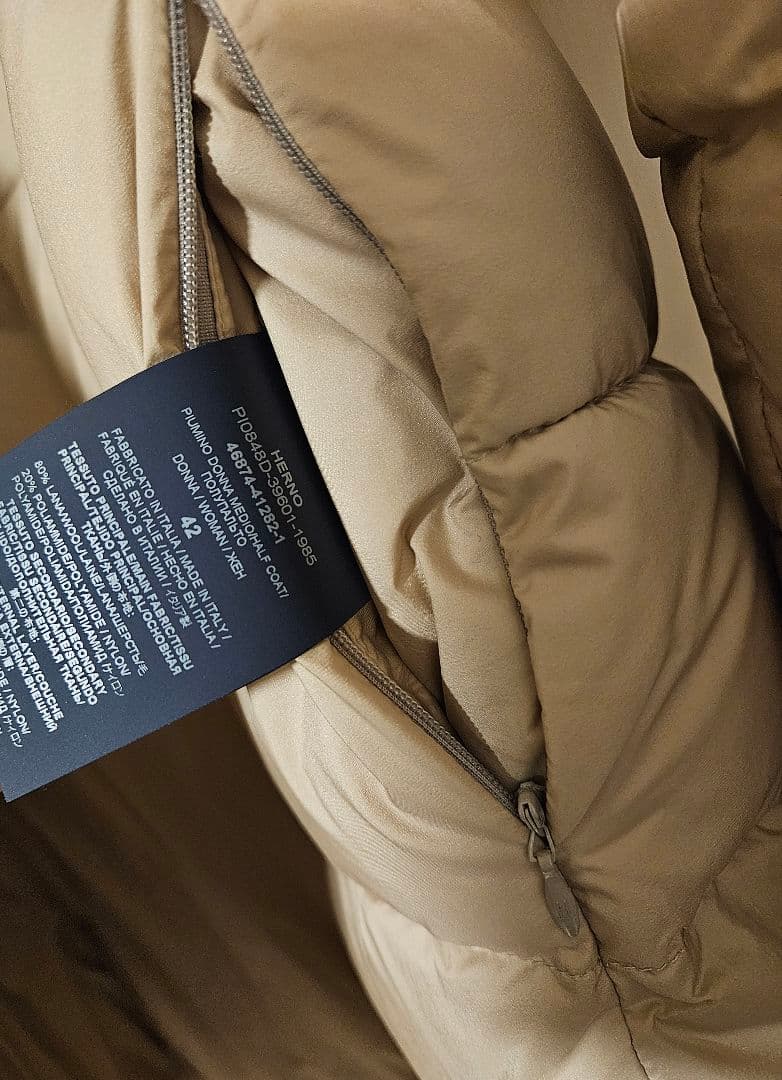 HERNO ヘルノ ウール×ナイロン 異素材切替ダウンコート アイボリー 42