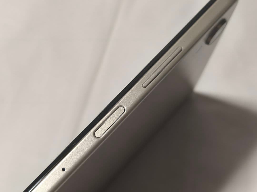 動作確認済】NTT dtab Compact d-42A docomoゴールド - メルカリ