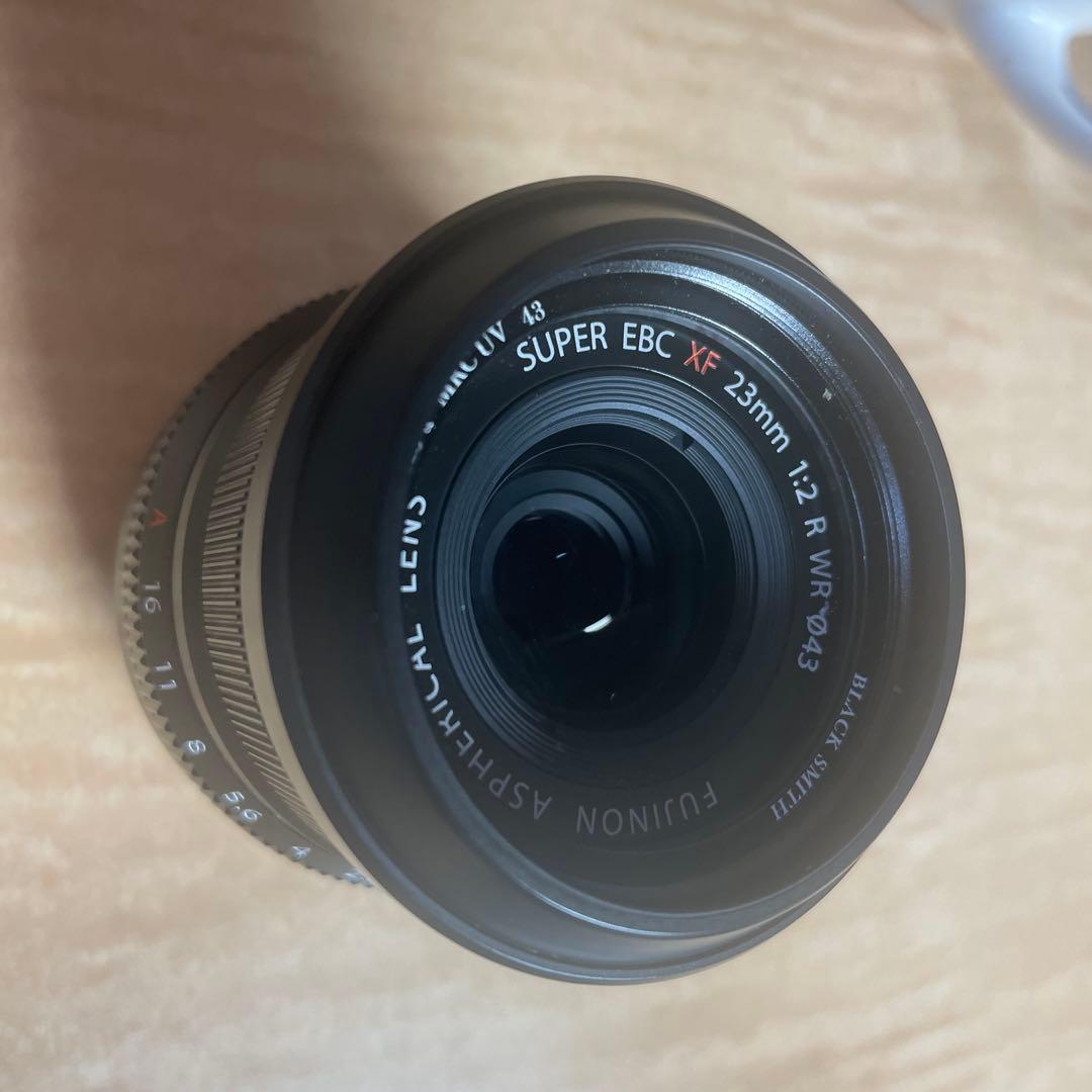 レンズ(ズーム) Fujifilm XF 23mm F2 R WR カメラレンズ XF23mmF2 R WR FUJINON（フジノン） シルバー [FUJIFILM