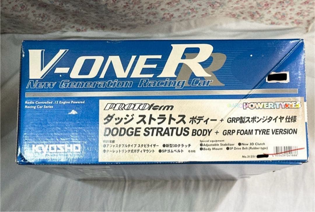 Kyosho・京商★V-ONE RRダッジ ストラトス ボディー エンジンRC車