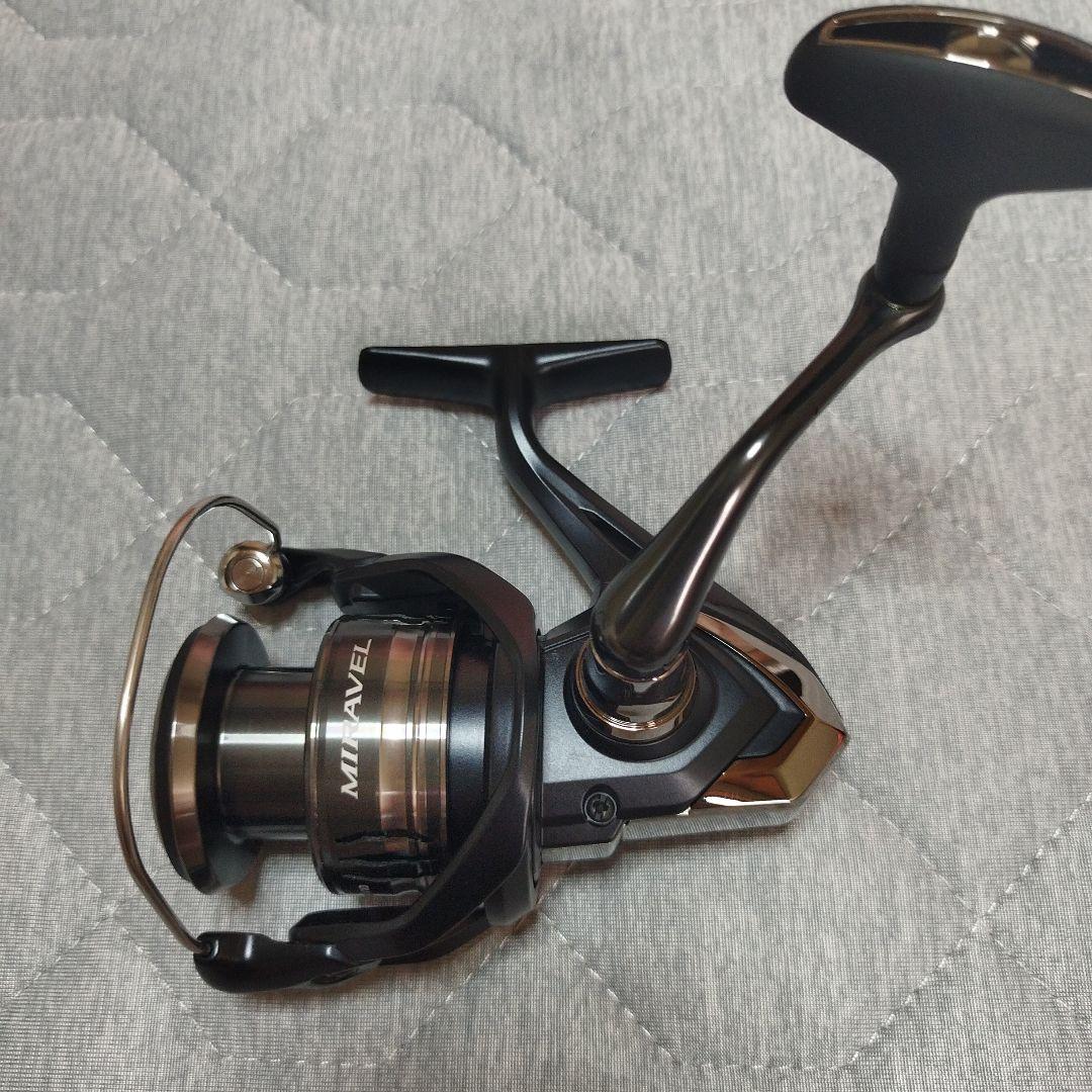 最終値下げ！SHIMANO MIRAVEL C3000HG スピニングリール 入門機からのステップアップにオススメ、シマノ製スピニングリール 22