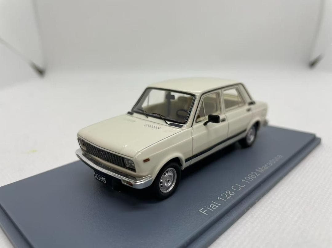 405-448 NEO 1/43 フィアット 128 CL 1982 405-448 NEO 1/43 フィアット 128 CL 1982 - メルカリ