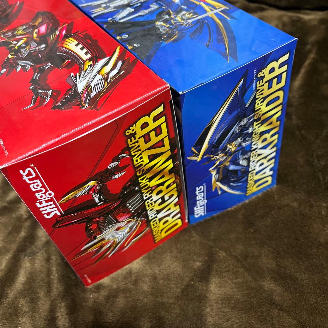 S.H.Figuarts 仮面ライダー　龍騎サバイブ＆ナイトサバイブ　極美品