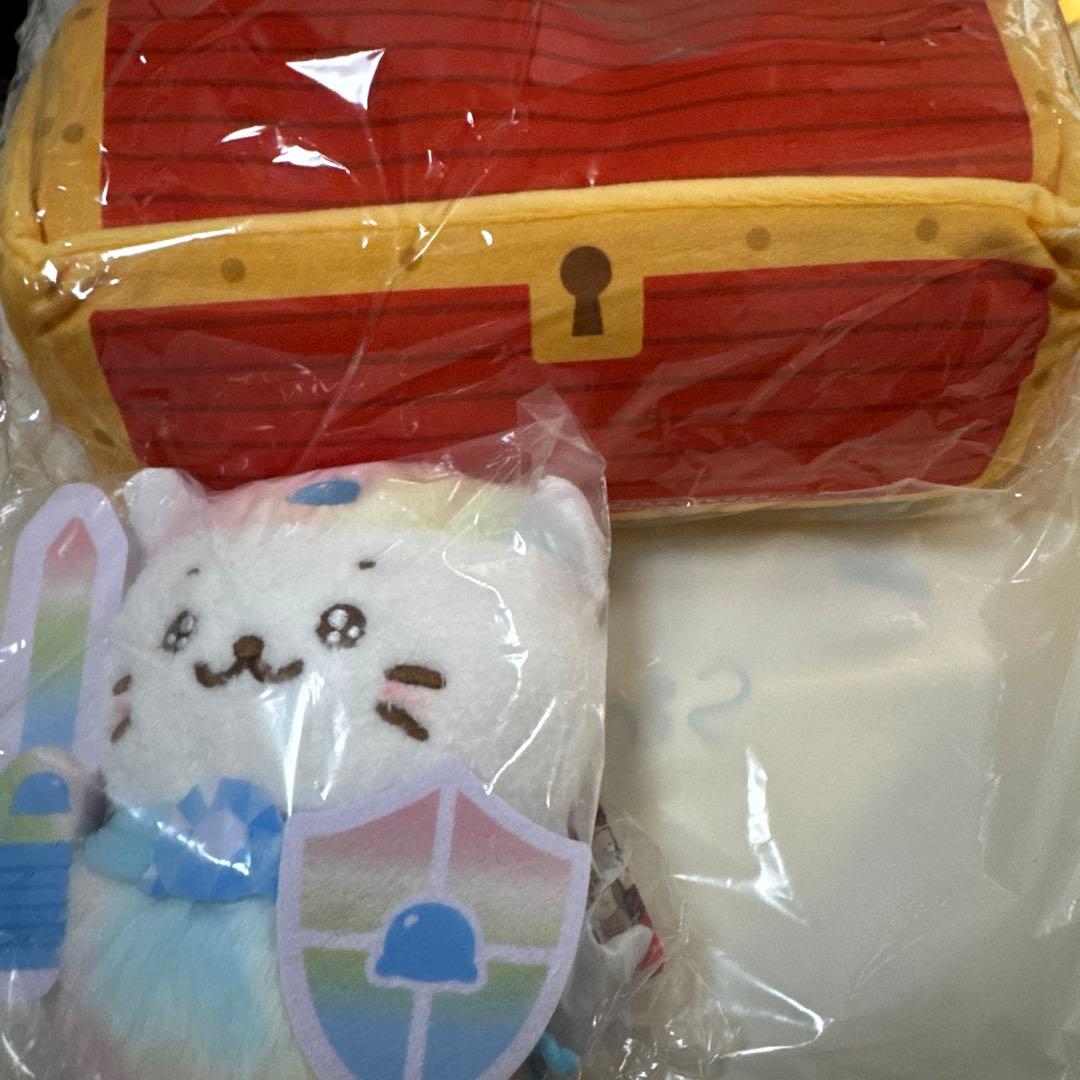 しろたんクエストくじ ラス特賞 ふわふわ宝箱ケース 伝説の冒険者たん ぬいぐるみ