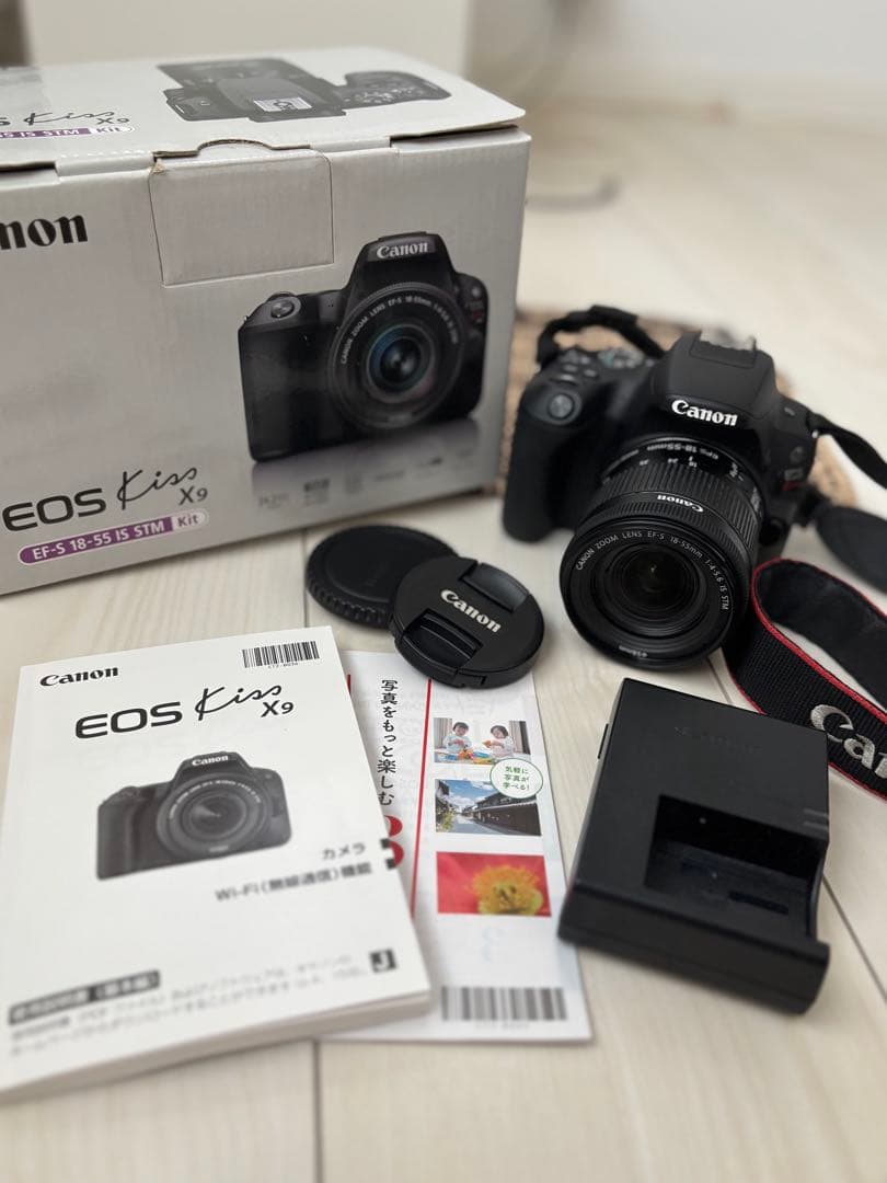 Canon EOS Kiss X9 デジタル一眼レフ EF-S 18-55mm CANON EOS Kiss X9 EF-S18-55 IS STM レンズキット [ホワイト] 価格
