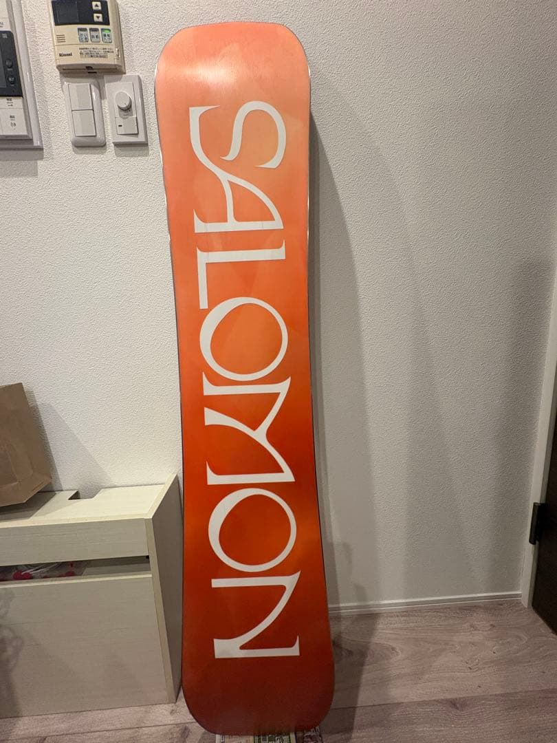 サロモンSALOMONスノーボード板 女性用 ハイブリッドキャンバー 23-24