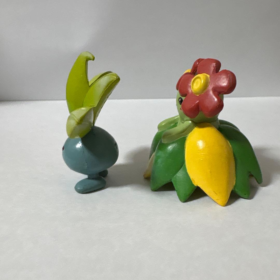 ポケモン モンコレ トミー 初期 ナゾノクサ クサイハナ ラフレシア