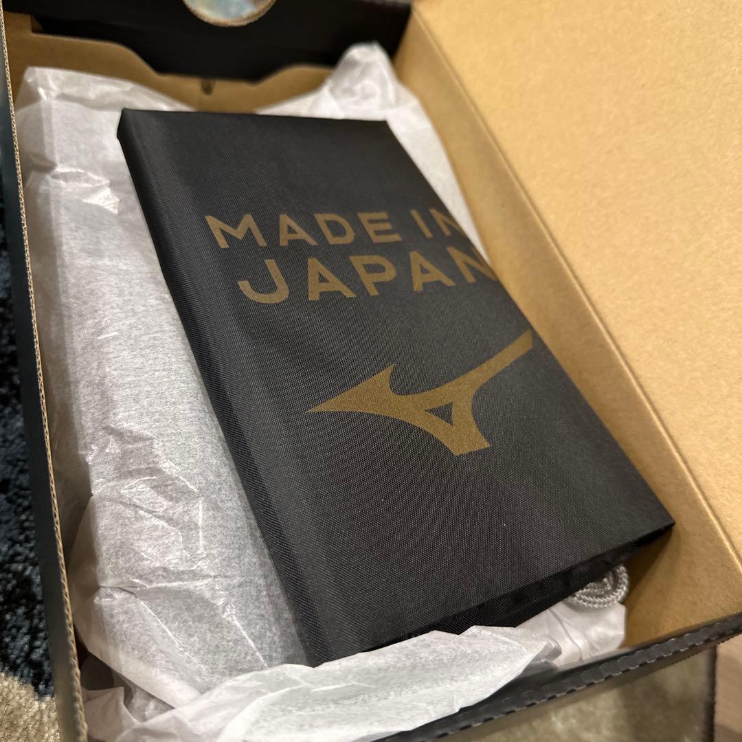 【新品未使用】モレリア NEO 4 JAPAN(ブラック) 26.5cm