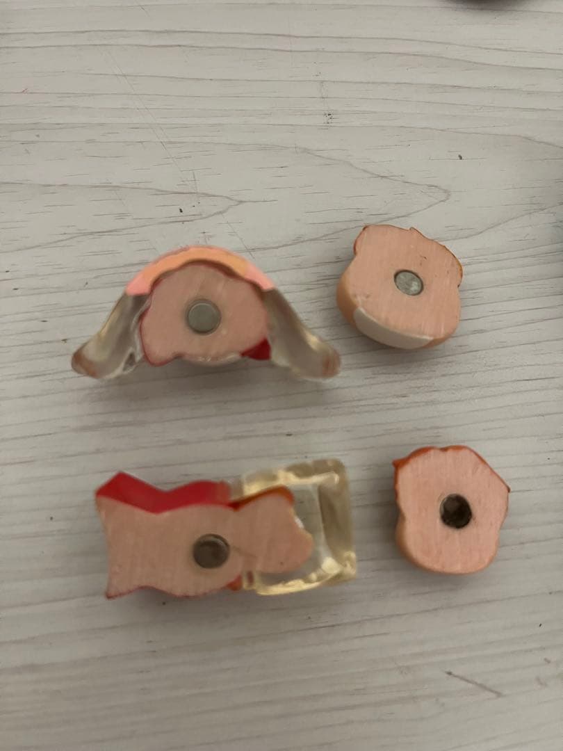 崖の上のポニョ　マグネット　チャーム　缶バッジ　キーホルダー