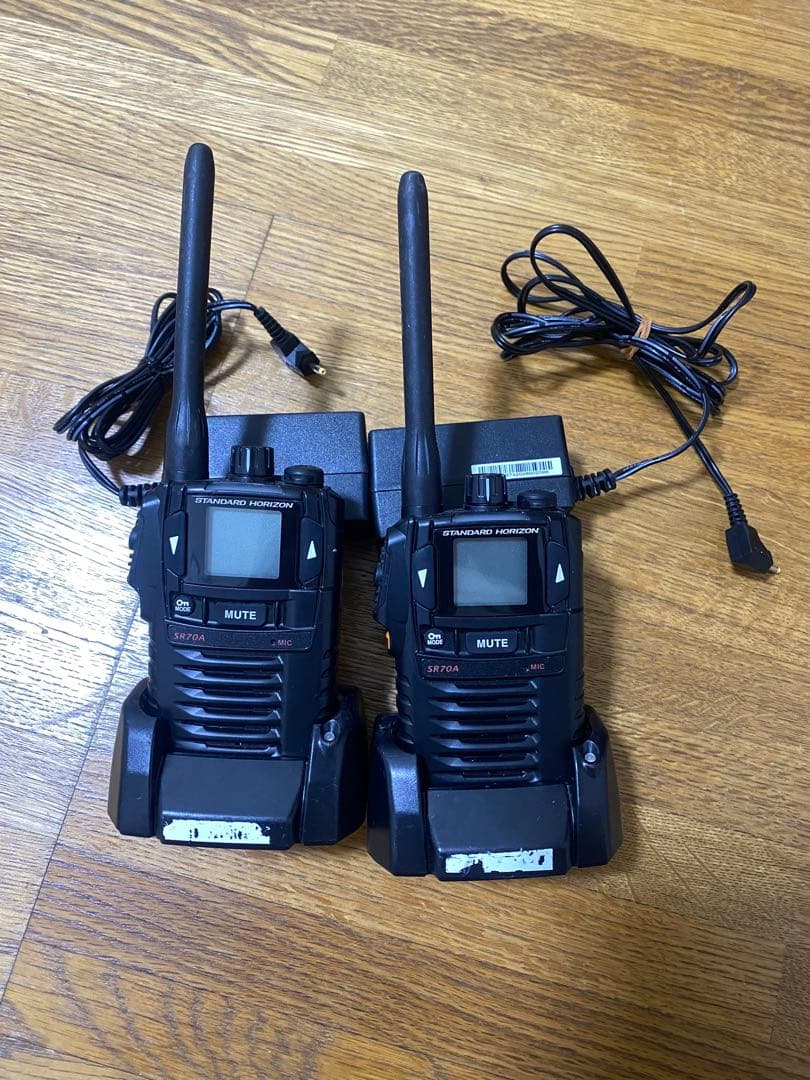 SR70A トランシーバー 2台セット 充電器付き 八重洲無線 トランシーバー 2台セット SR70A 業務用 防塵 防水 中継機