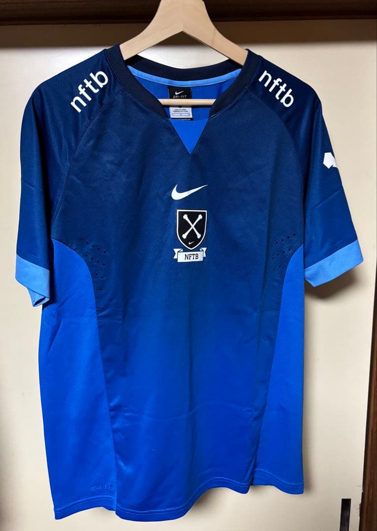 【希少/廃盤】NIKE NFTB フットサルシャツ センターロゴ 骨デザイン L NIKE NFTB ピステ セットアップ トレーニングウェア フットサル S