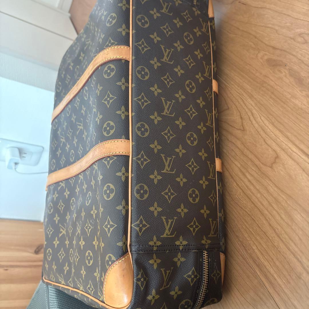 LUISVUITTONシリウスモノグラム※2回のみ使用。長期保存のため中汚れ