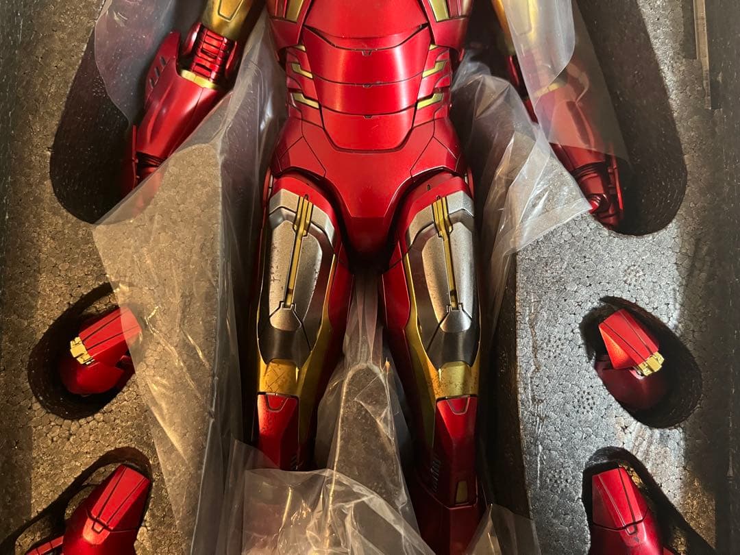 ホットトイズ　MARVEL アベンジャーズ　アイアンマン　マーク7 限定版