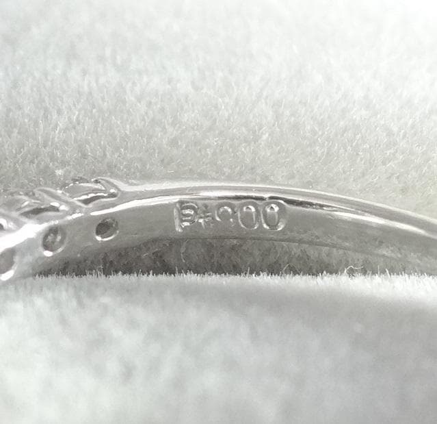 0.20ct　ダイヤモンド　ハーフエタニティ　リング　プラチナ