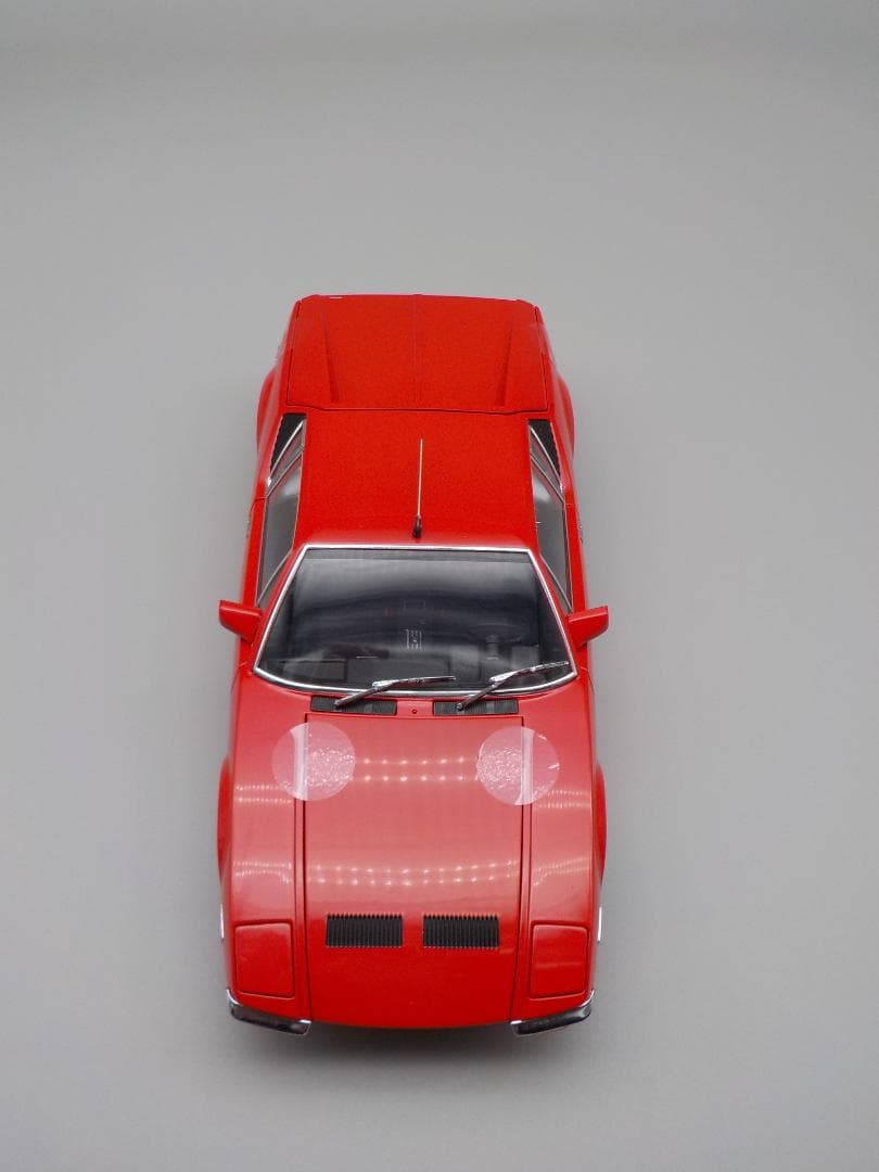 De Tomaso Pnantera L red 1/18 ミニカー