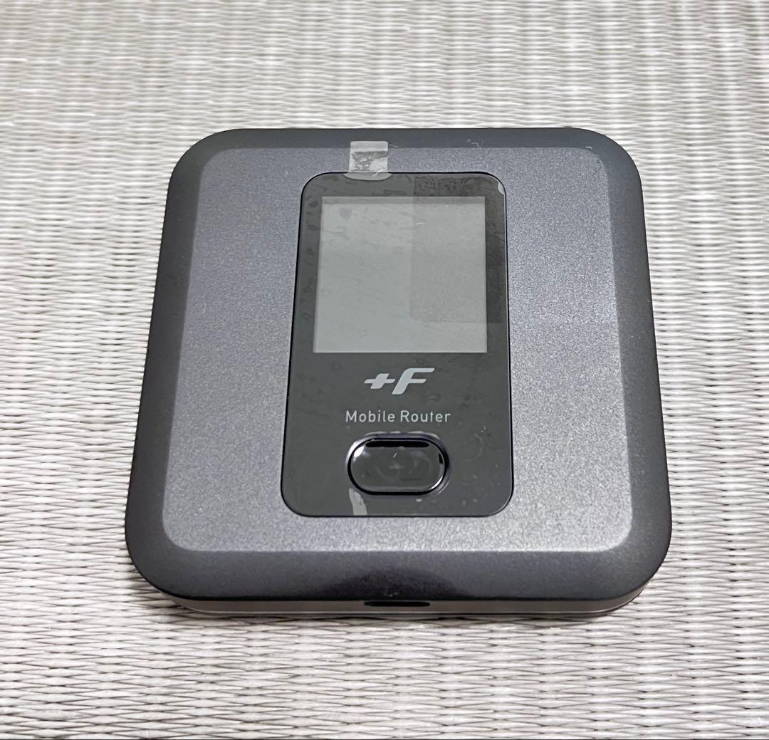 極美品】FUJISOFT FS040W モバイルルーター+ホームキット - メルカリ