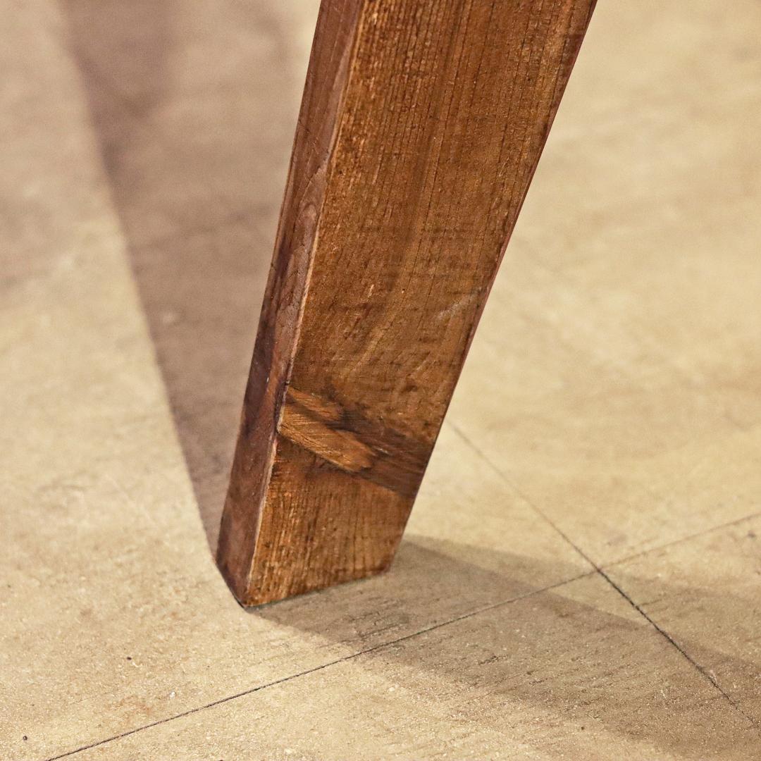 ラウンドテーブル｜ライトグレー｜Φ120cm｜薄塗りモルタル｜ダイニング