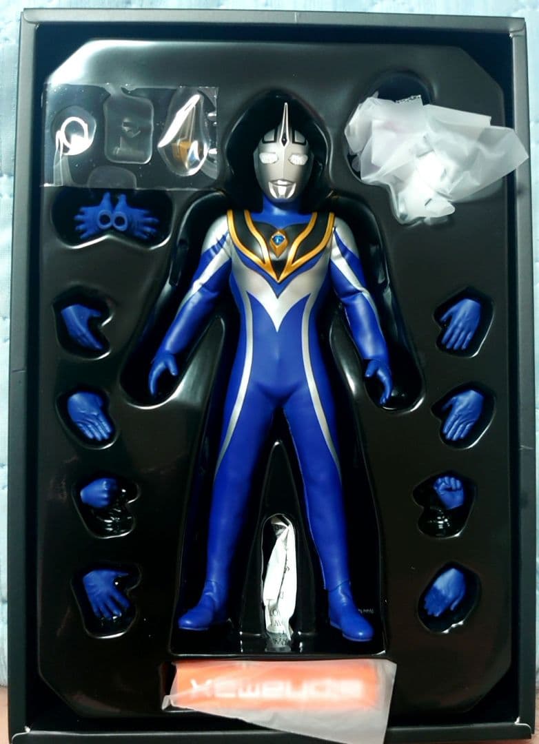 アルファマックス ウルトラマンアグル alphamax 買う