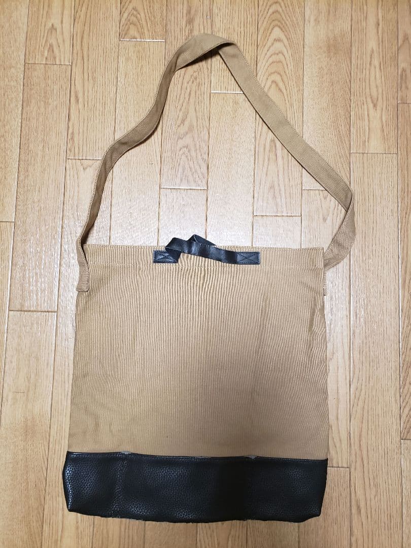 米津玄師　ルーヴルNo.9 ショルダーバッグ