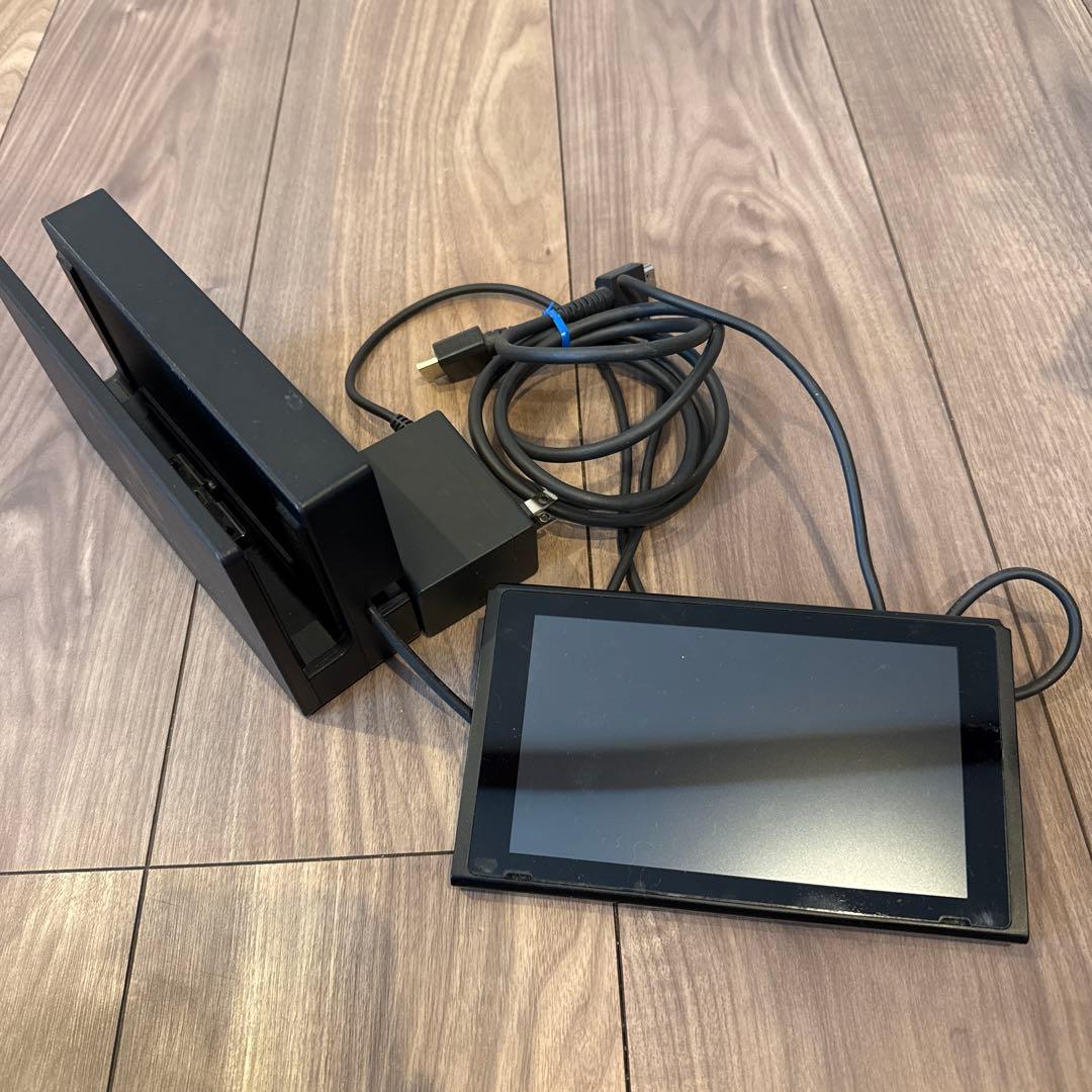 Nintendo Switch 本体とドックセットコントローラー付き Nintendo Switch 【送料無料(宅配便発送)・即日出荷・新品】Nintendo 2