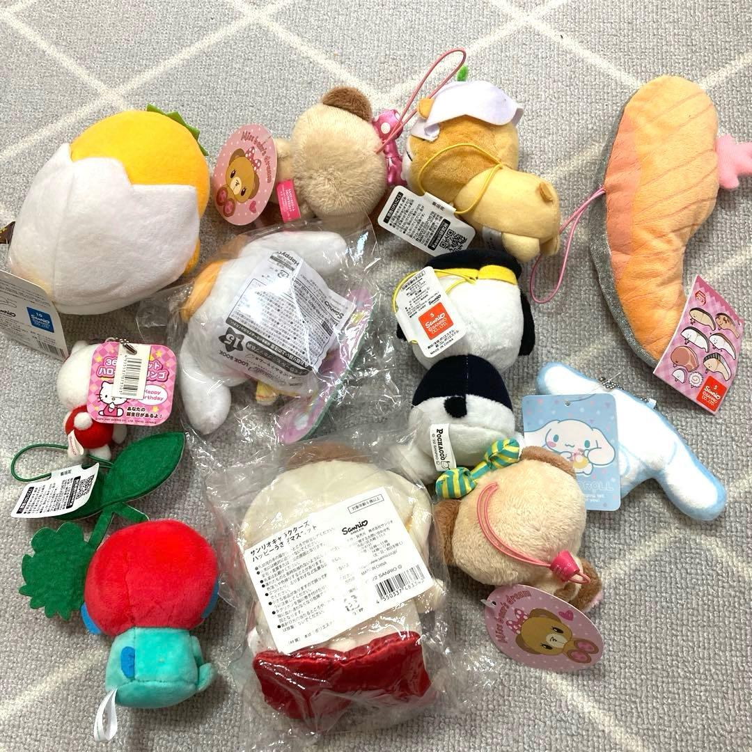 サンリオ　ぬいぐるみ　マスコット　新品未使用　タグ付　ハローキティ　まとめ売り