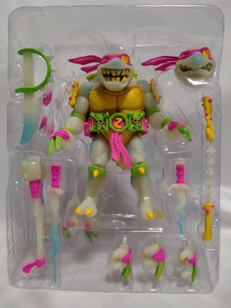 Super7 TMNT スラッシュ 蓄光ver