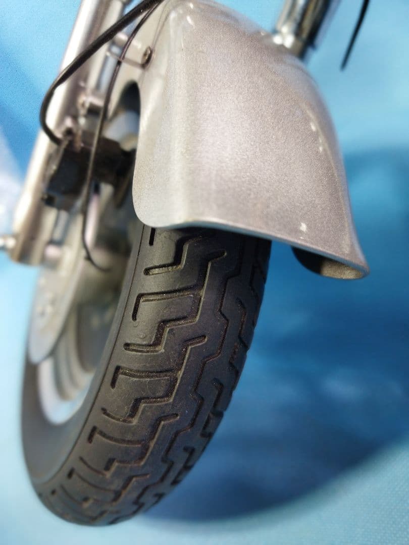 ハーレーダビッドソン　シルバーオートバイク　クラシックスタイル 置物インテリア