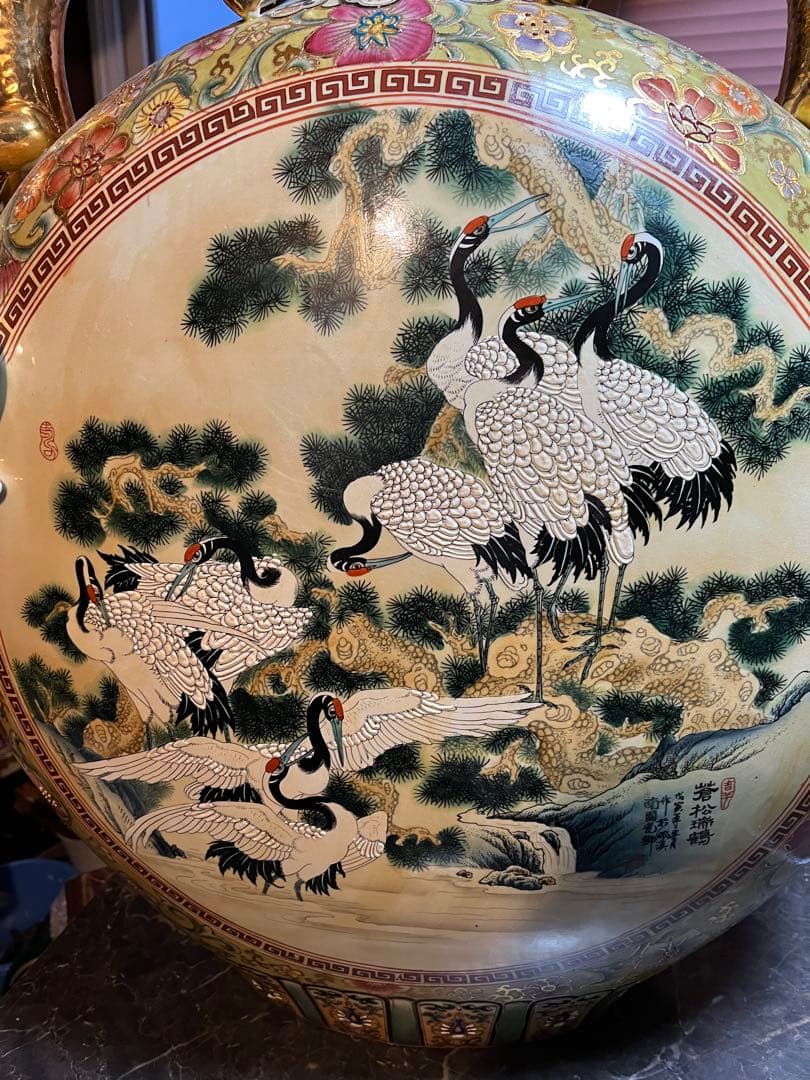 中国美術、嶺東窯製 、金彩花瓶93㌢金彩色絵 大花瓶 、鶴