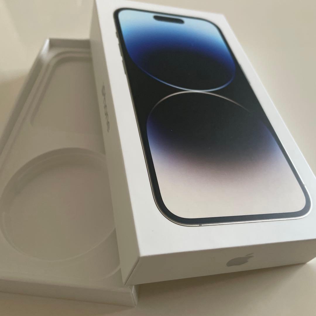 美品Apple iPhone 14 Pro 外箱 - メルカリ