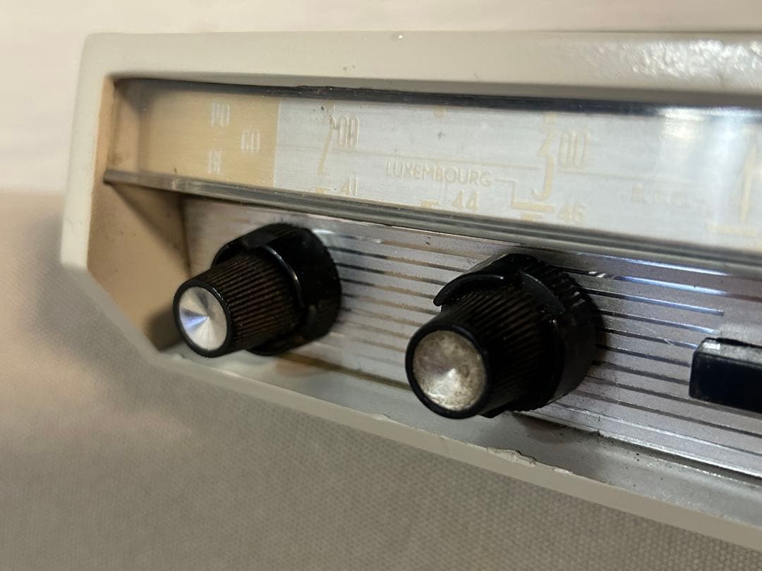 シトロエンID.DS19.DS21パラス純正ラジオ - メルカリ