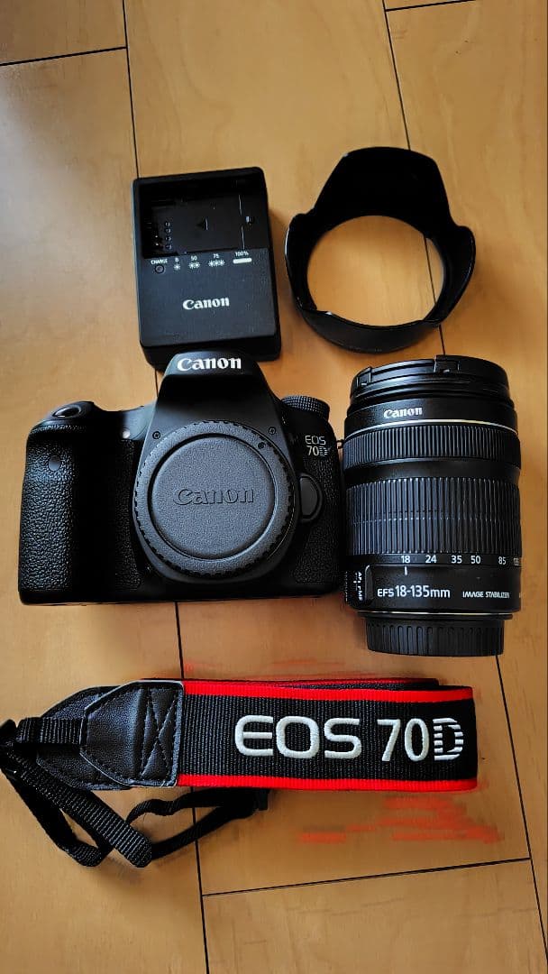 Canon EOS 70D + 18-135レンズ デジタル一眼レフ Amazon.co.jp: Canon デジタル一眼レフカメラ EOS70D レンズキット EF