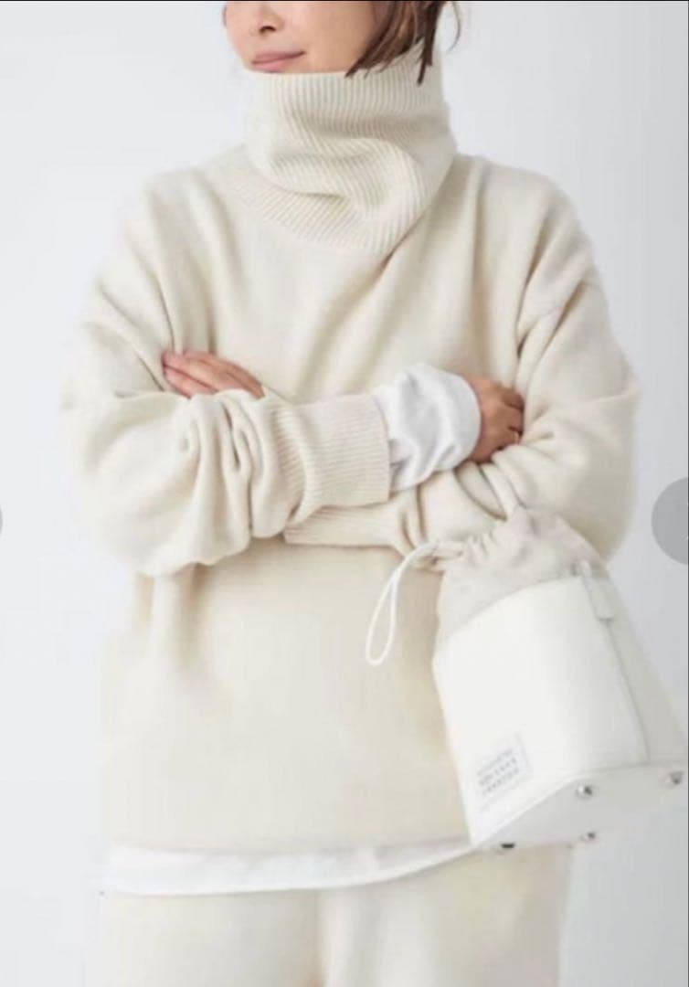 Deuxieme Classe latest ミドルゲージタートル　アイボリー Deuxieme Classe（ドゥーズィエムクラス） ニット セーター * ミドル