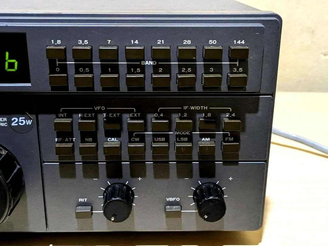 ク*ン様 現状品 杉山電機製作所 850 D 無線機 トランシーバー 受信機